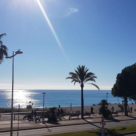 Appartement Au bord de la mer, vue plage , piscine, parking Cagnes-sur-Mer Extérieur photo