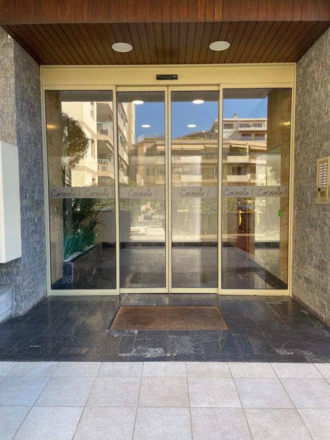 Appartement Au bord de la mer, vue plage , piscine, parking Cagnes-sur-Mer Extérieur photo